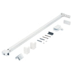 Stabilisierungsbügel-Set der Marke HÜPPE, bestehend aus einem weißen, matten, schmalen, länglichen Stab sowie Abdeckkappen und Befestigungsmaterial, vor weißem Hintergrund, Seitenansicht.